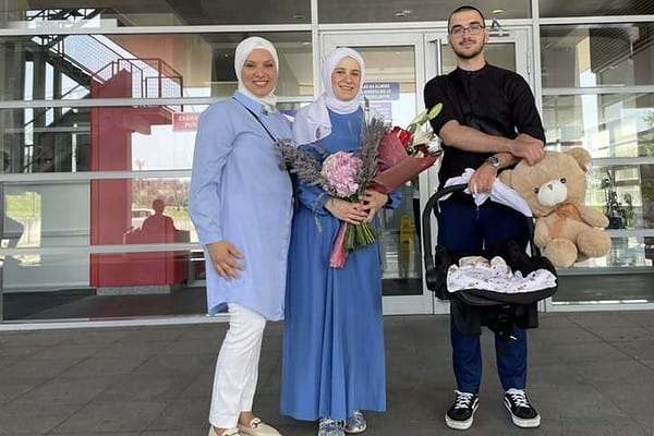 Muftijstvo sarajevsko darovalo prvu rođenu bebu u ovoj hidžretskoj godini
