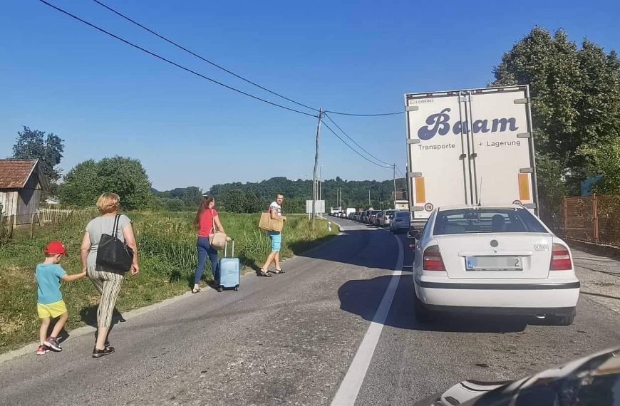 Humanitarna katastrofa na graničnim prelazima Maljevac i Izačić