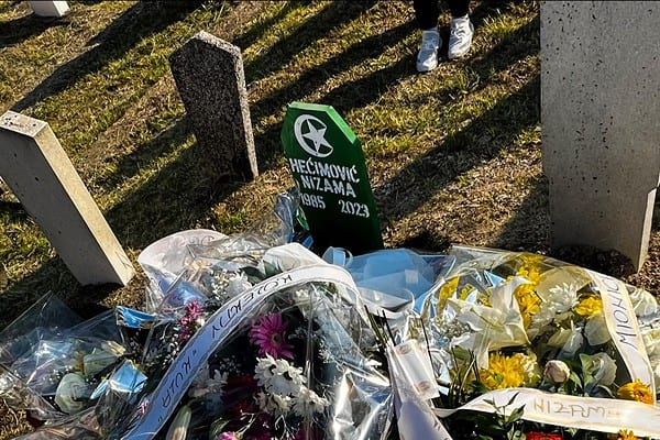 Posmatraču moga groba, mi smo haman isti oba! Ja sam juče bio taki ti ćes sutra biti ‘vaki!