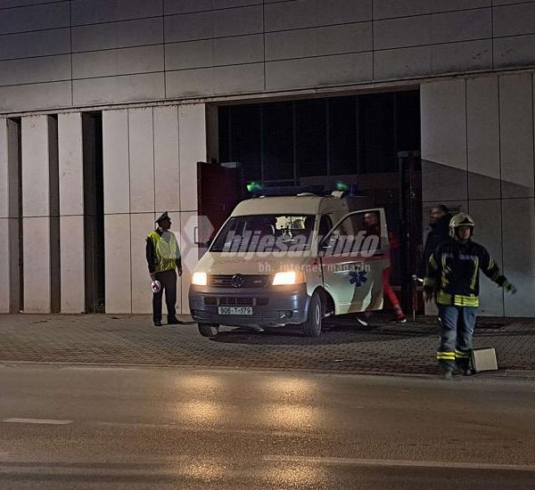 Mostar: Muškarac se bacio sa zgrade biskupije