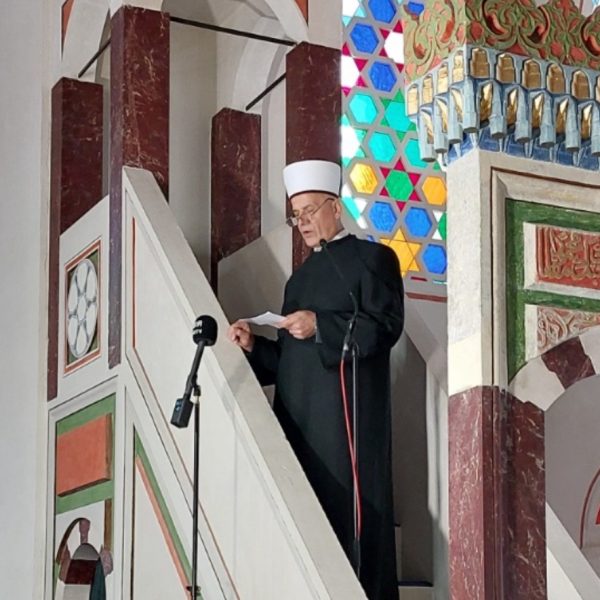 Novoimenovani banjalučki muftija: Neka se poruka slobode i mira širi među nama