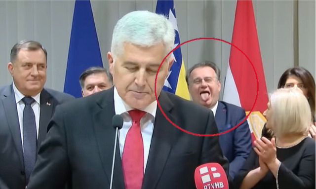 Nermin Nikšić pokazuje biračim šta misli o svom lošem rezultatu na izborima