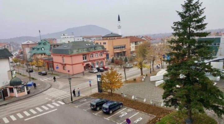 Kalesija: Nastavnici dobili prijetnje da će se ponoviti beogradski scenarij