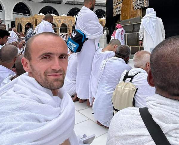 Amel Tuka iz Meke uputio ramazansku čestitku