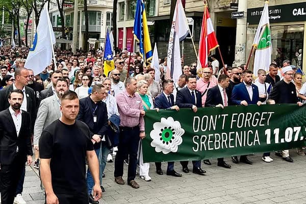 Beč: Organizovan javni skup i Marš mira u znak sjećanja na žrtve genocida u Srebrenici