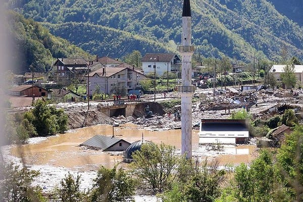 Donja Jablanica: U ruševinama pronađen zagrljen bračni par