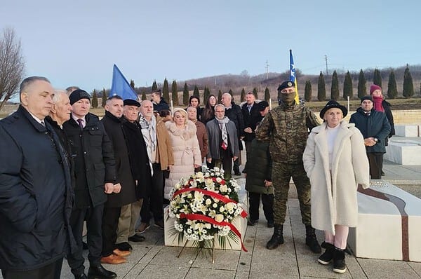 Kosovo: Delegacija iz BiH posjetila Memorijalni centar Adem Jashari u Prekazu