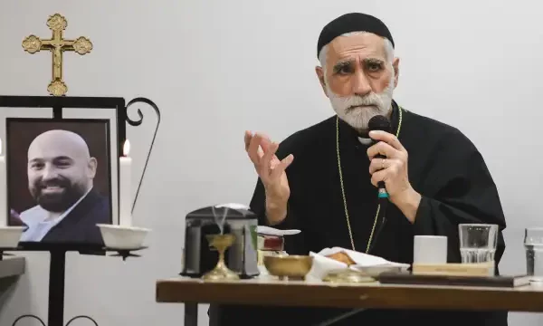 Ubijen u školi: Veliki broj osoba odaje počast Salimu, Sirijcu koji je ubijen u školi