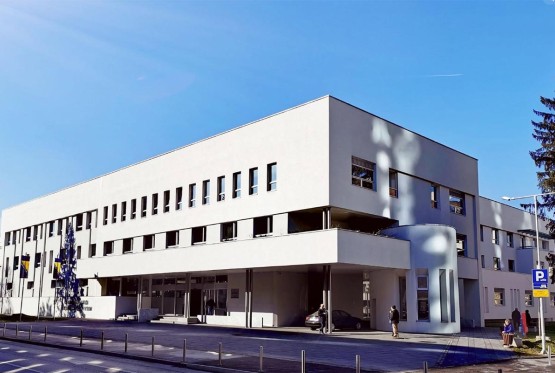 Tuzla: Ukinut pritvor petnaestogodišnjakinji osumnjičenoj za pokušaj ubistva