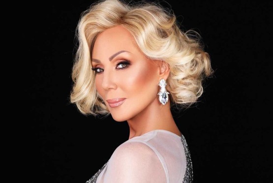 Lepa Brena i sin Viktor ponovili fotografiju poslije 17 godina u Majamiju