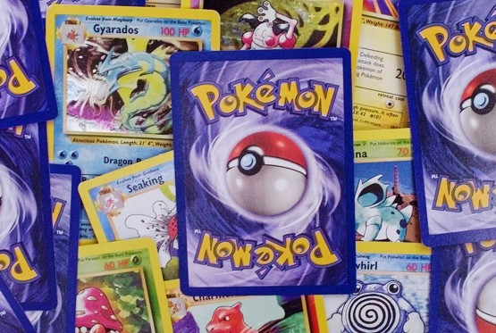 Penzioner iz Vokinga prodao Pokemon karte sa tavana za 1,56 miliona funti
