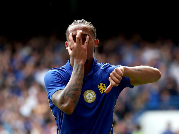 Chelsea nekoliko sedmica bez Joaa Pedra