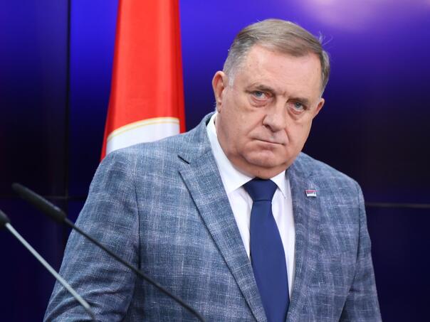 Dodik najavio „potpunu zaštitu“ RTRS-a dok BHRT potražuje milionska sredstva