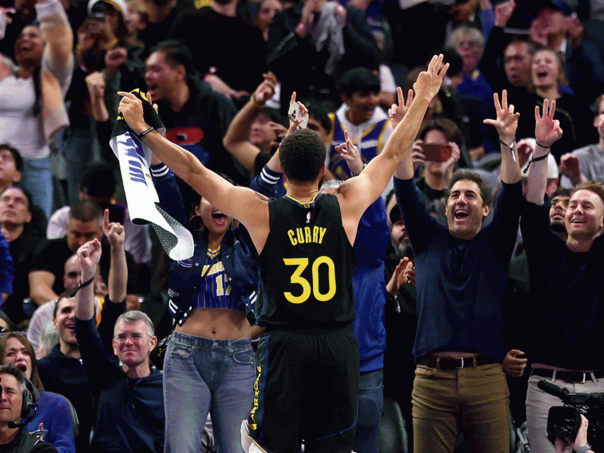 Golden State preokretom srušio Lakerse nakon zaostatka od 25 poena