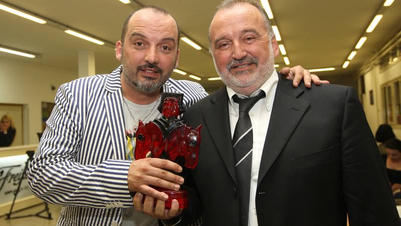 Tony Cetinski se emotivnom objavom oprostio od oca Mirka