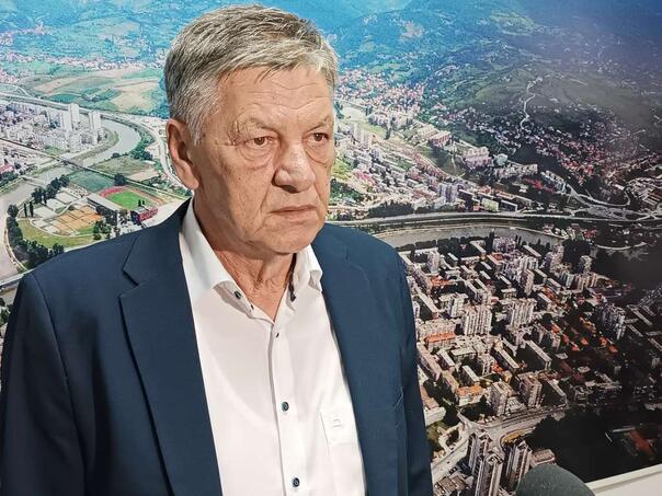 BH Novinari osudili onemogućavanje medija na sjednici u Zenici i targetiranje novinara