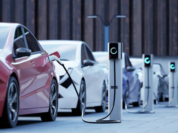 Istraživanje: Vlasnici električnih automobila ne žele povratak na benzin i dizel